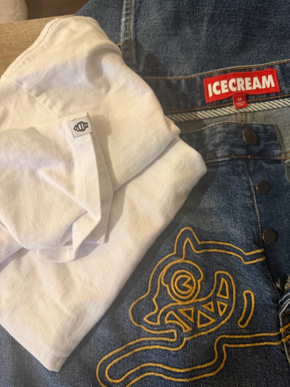 Icecream Men's Running Dog Jeans & Ice cream sandwich T Set - Picture 9 of 9